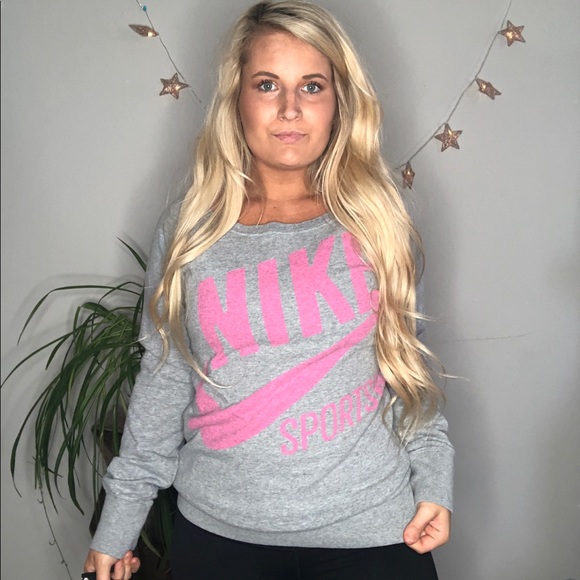 Nike Tops - Nike Grey and Pink Pullover | M